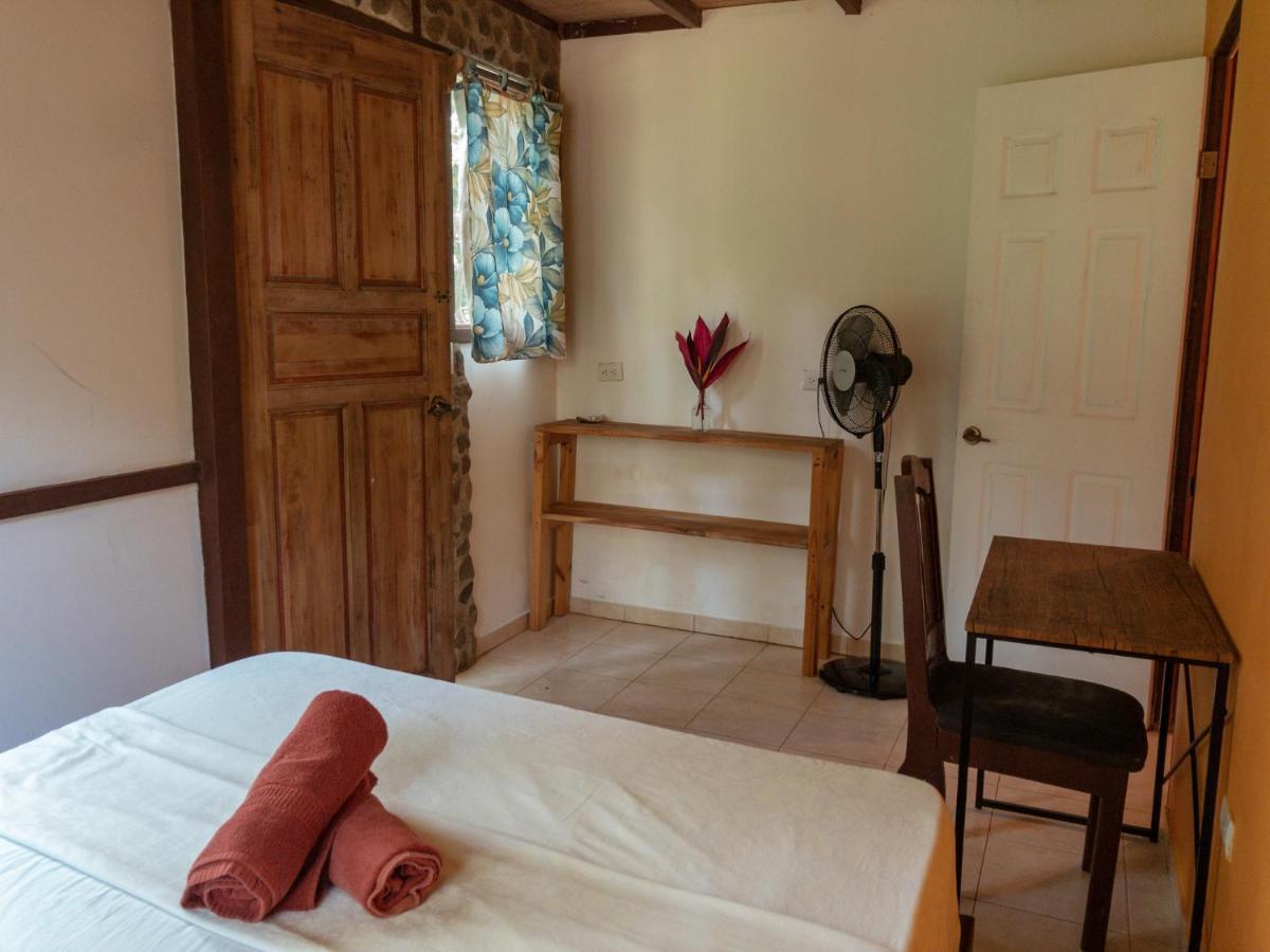 Uvita River Guesthouse Dış mekan fotoğraf