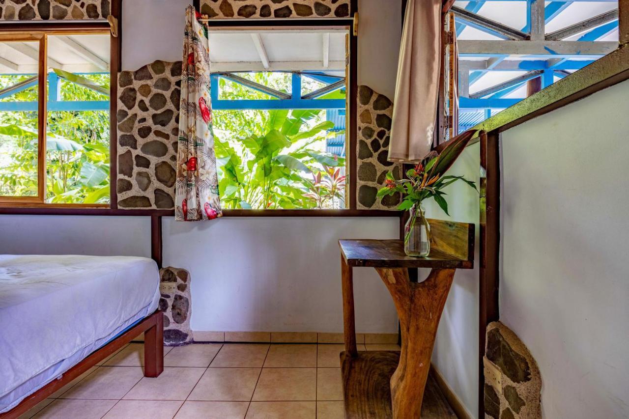 Uvita River Guesthouse Dış mekan fotoğraf