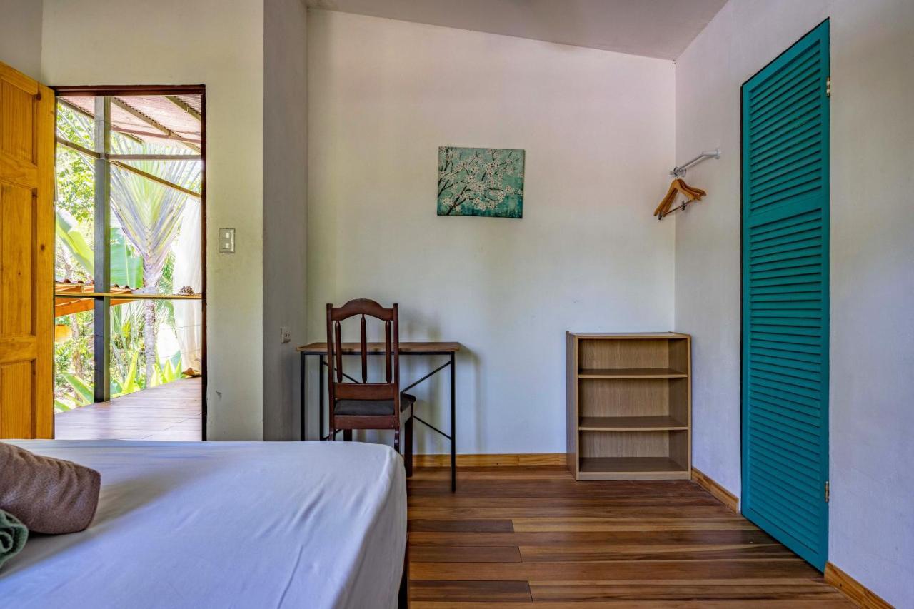 Uvita River Guesthouse Dış mekan fotoğraf