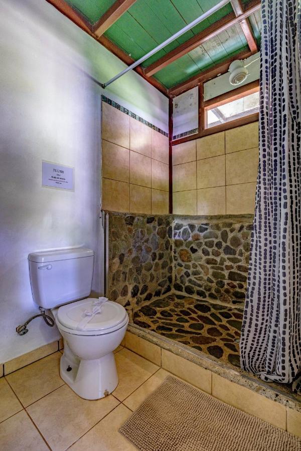 Uvita River Guesthouse Dış mekan fotoğraf
