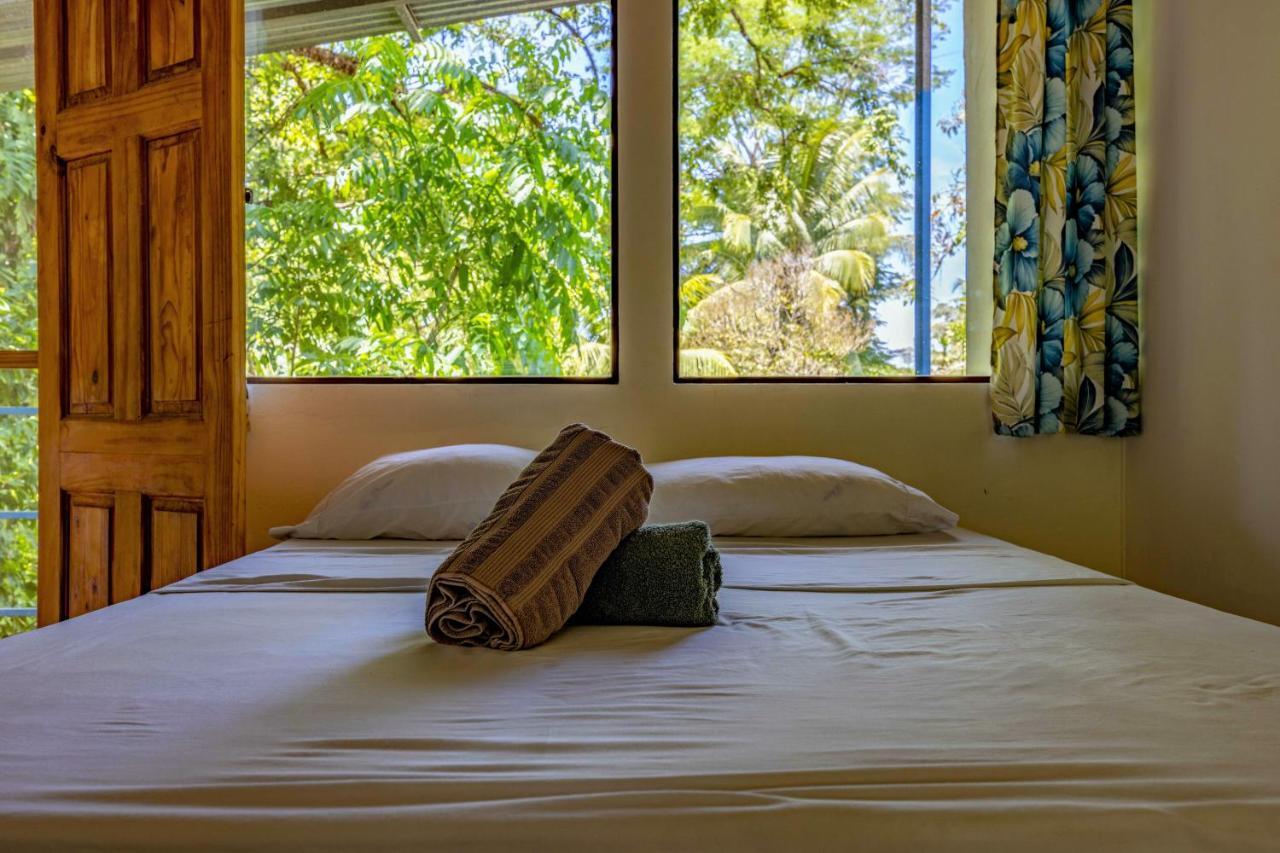 Uvita River Guesthouse Dış mekan fotoğraf